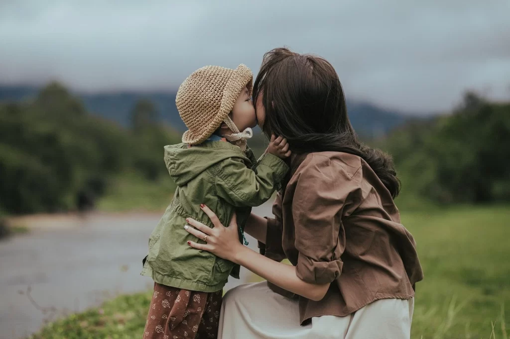 Mother Daughter Quotes: 100 Compassionate Words on the Power of Unconditional Love